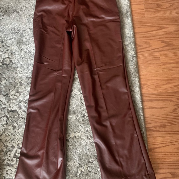 NWT BBJ Los Angeles Dark Rust coloured pleather high rise fit trousers size S - Picture 2 of 6